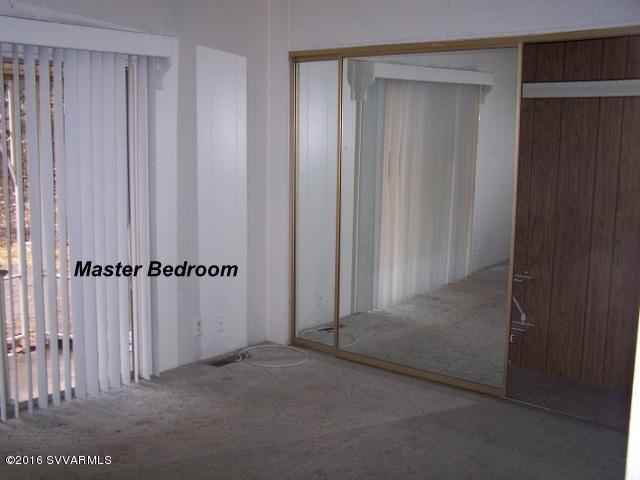 4030 East Aztec Road Rimrock, AZ 86335 - Photo 10 of 19 Master Bedroom