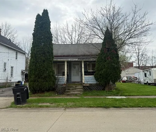$64,000 | 108 Rush Street, Elyria, OH 44035