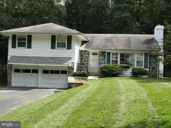 536 Upper Weadley Road Wayne, PA 19087 - Photo 1 of 13 Exterior Front