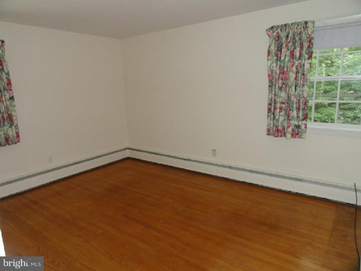 536 Upper Weadley Road Wayne, PA 19087 - Photo 12 of 13 Bedroom 3