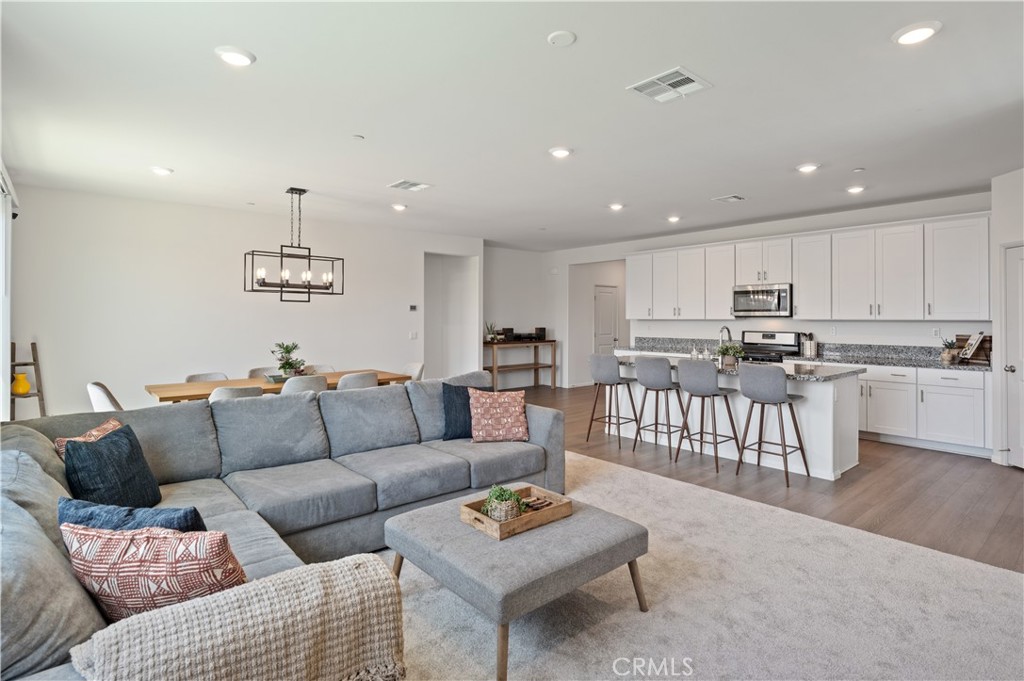 29773 Bridlegate Way Menifee, CA 92584 - Photo 12 of 57