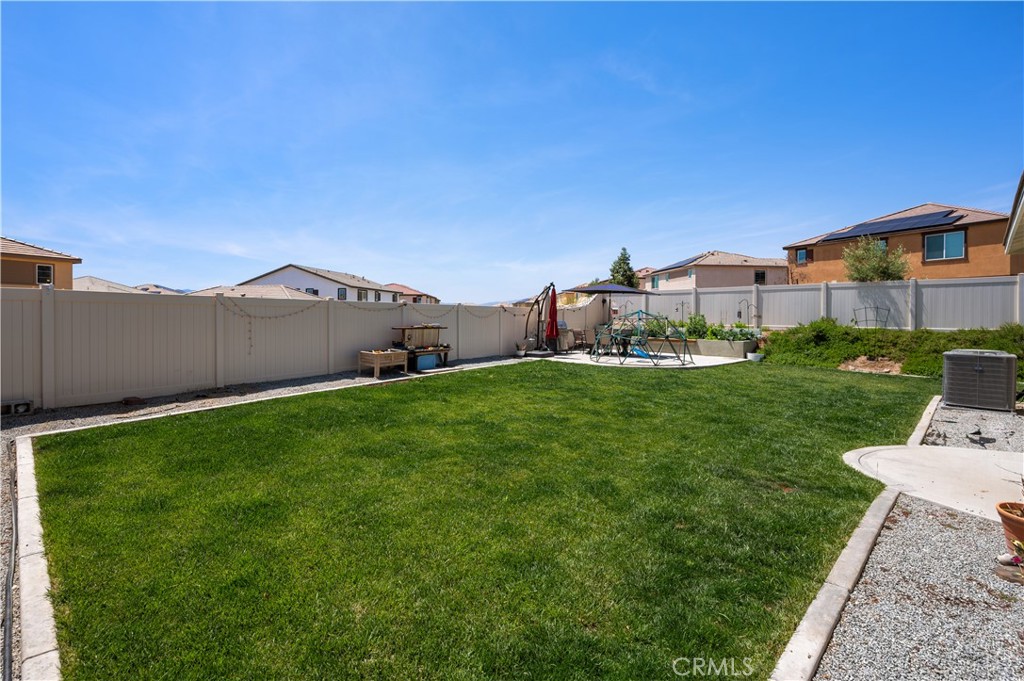 29773 Bridlegate Way Menifee, CA 92584 - Photo 36 of 57