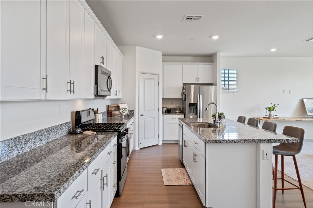 29773 Bridlegate Way Menifee, CA 92584 - Photo 6 of 57