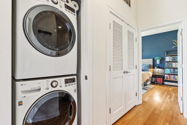 6 North May Street, Unit 302 Chicago, IL 60607 - Photo 23 of 36 Gallery Image 23