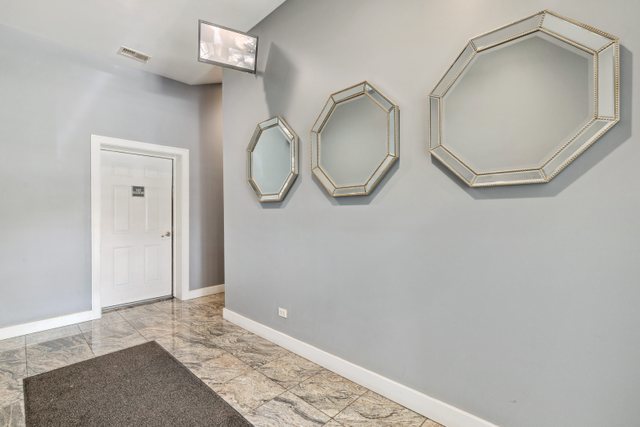 6 North May Street, Unit 302 Chicago, IL 60607 - Photo 33 of 36 Gallery Image 33