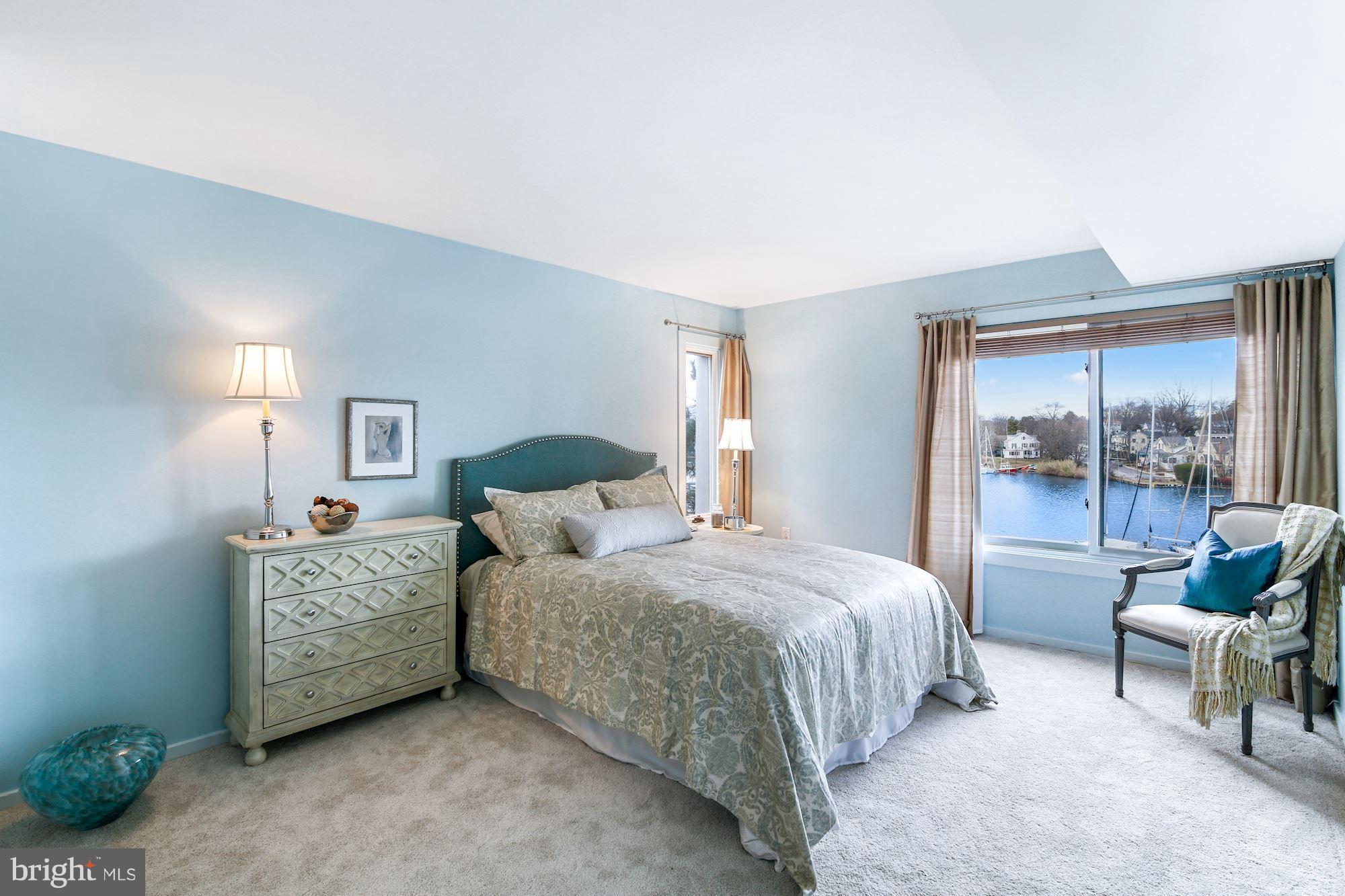 4 President Point Drive, Unit A2 Annapolis, MD 21403 - Photo 10 of 31 Master Bedroom