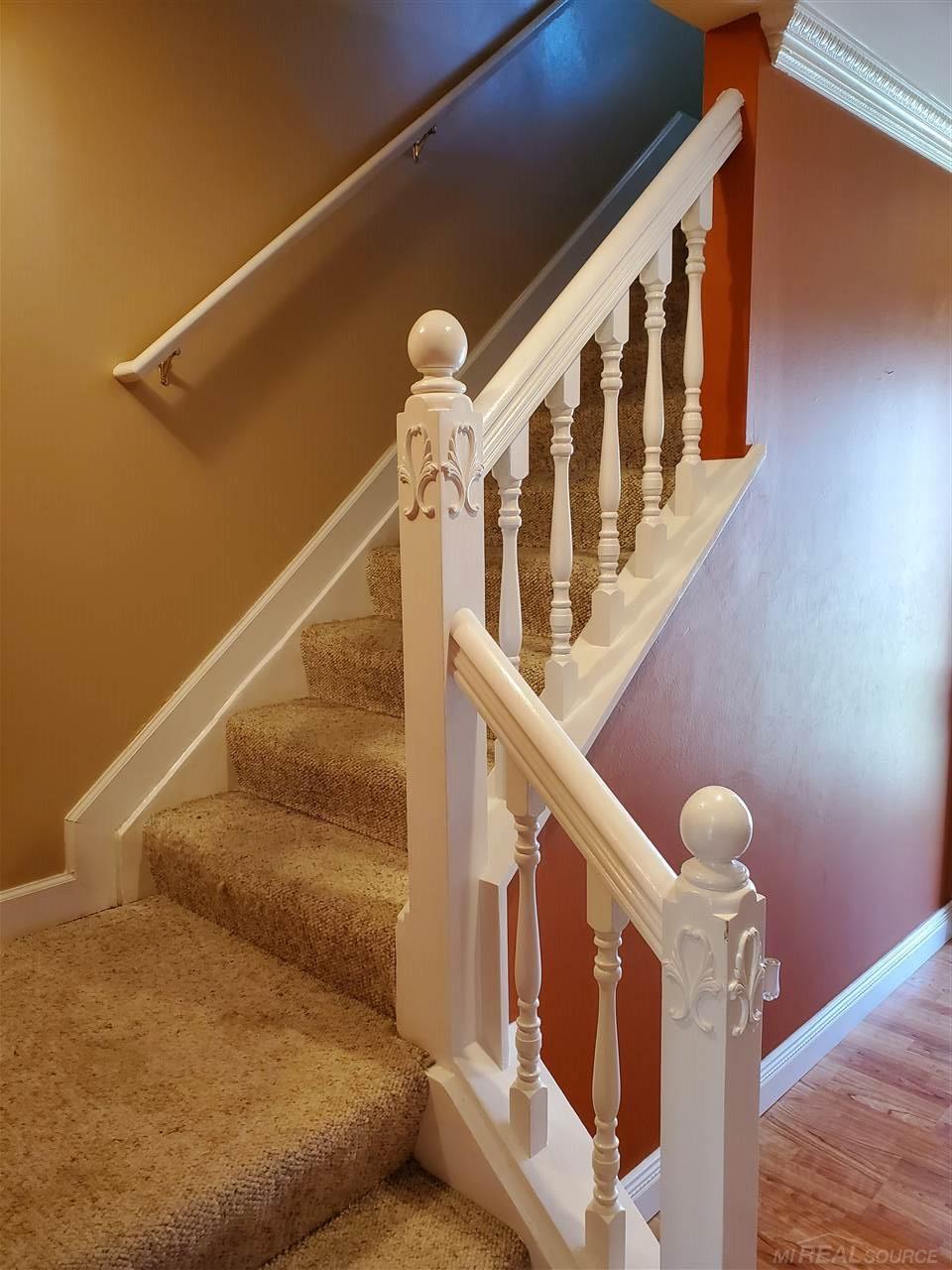 1551 Streamwood Court Rochester, MI 48307 - Photo 10 of 33 50028288-9.JPG