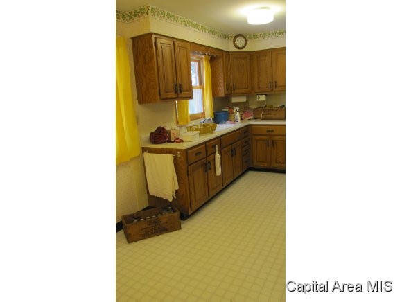 1527 West Adams Street Springfield, IL 62704 - Photo 5 of 8