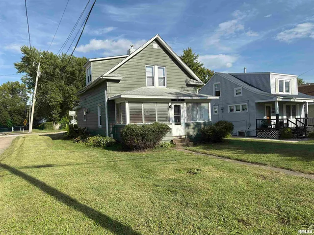 $100,000 | 2233 24th Street, Rock Island, IL 61201