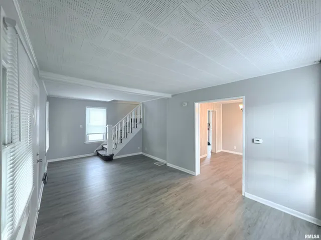 $100,000 | 2233 24th Street, Rock Island, IL 61201