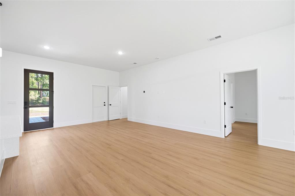 12704 Southwest 45th Lane Road Ocala, FL 34481 - Photo 16 of 33 Gallery Image 16