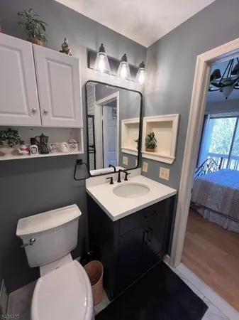 $415,000 | 6 Buchanon Court, West Orange, NJ 07052