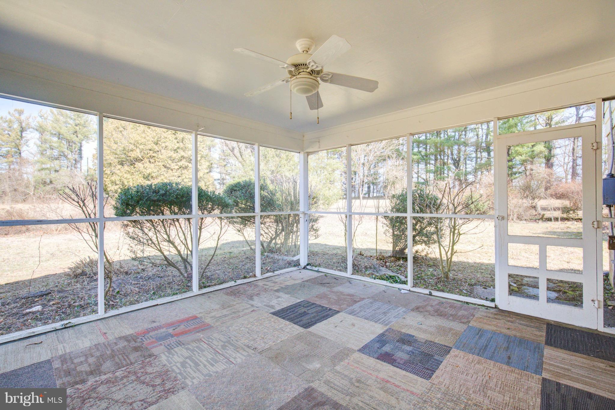 15922 Hampton Road Hamilton, VA 20158 - Photo 12 of 21 Exterior (General)