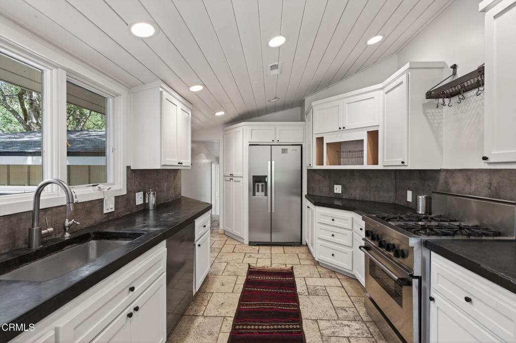 4222 Thacher Road Ojai, CA 93023 - Photo 19 of 38