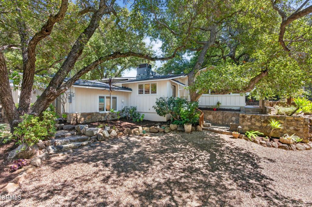 4222 Thacher Road Ojai, CA 93023 - Photo 3 of 38
