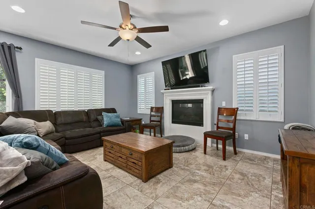 $4,800 | 360 Calle Vela, San Marcos, CA 92069