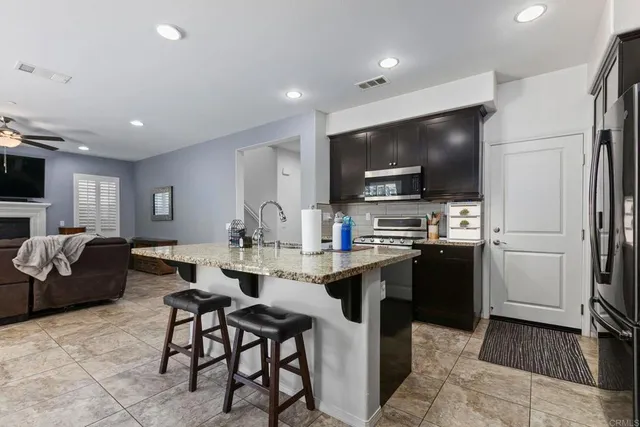 $4,800 | 360 Calle Vela, San Marcos, CA 92069