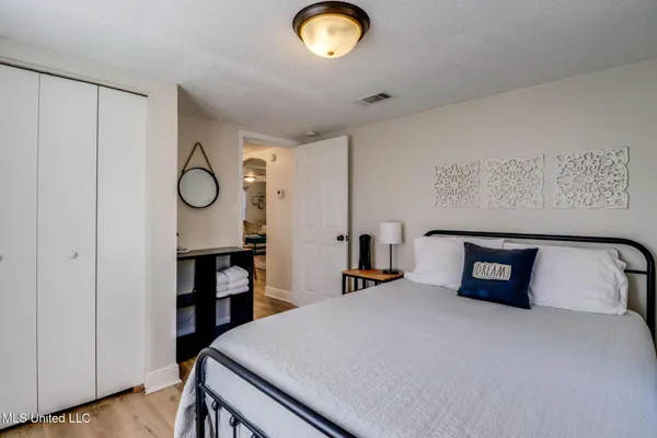 $199,900 | 820 Regnault Avenue, Gulfport, MS 39501