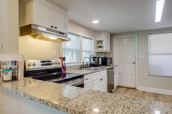 $199,900 | 820 Regnault Avenue, Gulfport, MS 39501