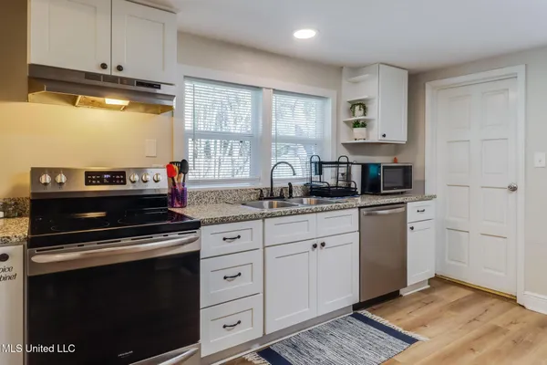 $199,900 | 820 Regnault Avenue, Gulfport, MS 39501