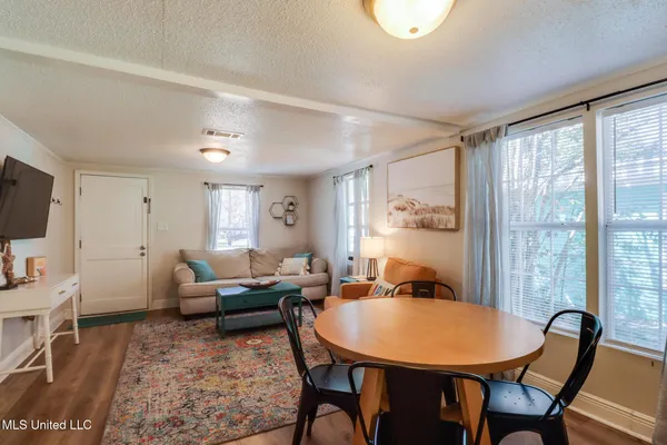 $199,900 | 820 Regnault Avenue, Gulfport, MS 39501