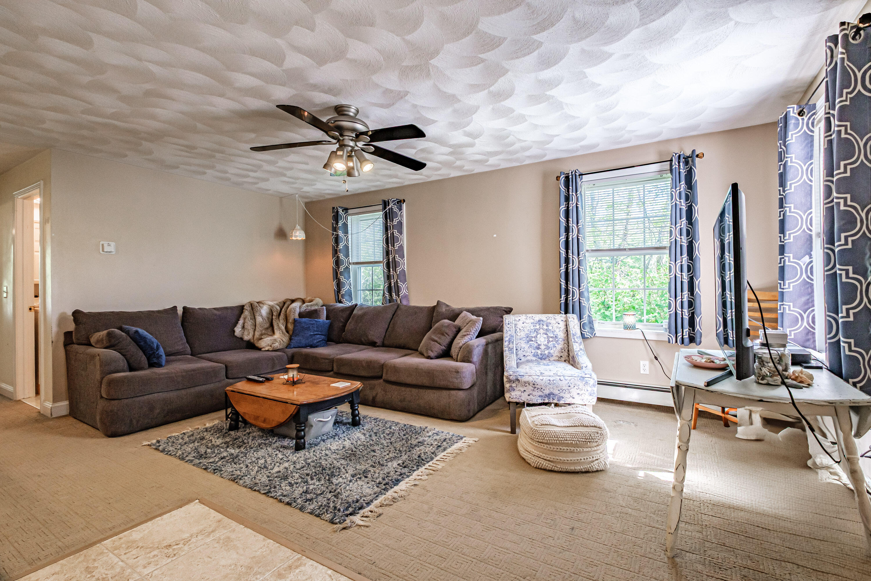 175 Lake House Road Naples, ME 04055 - Photo 10 of 47 Living Room