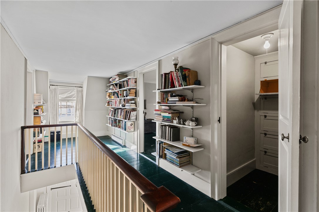 237 Commonwealth Avenue Warwick, RI 02886 - Photo 24 of 50