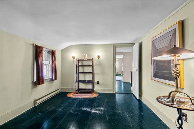 $749,999 | 237 Commonwealth Avenue, Warwick, RI 02886