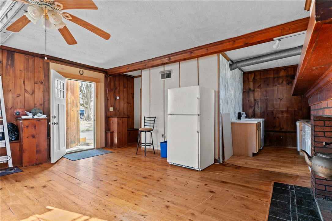 237 Commonwealth Avenue Warwick, RI 02886 - Photo 34 of 50