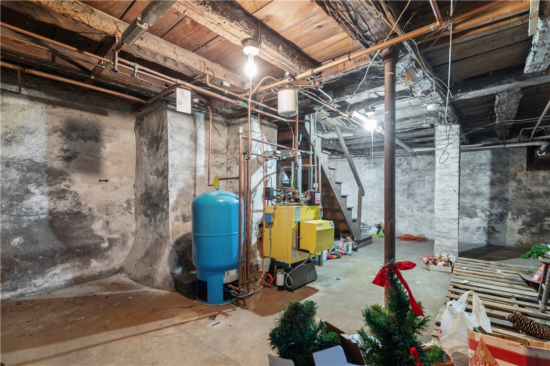 237 Commonwealth Avenue Warwick, RI 02886 - Photo 46 of 50