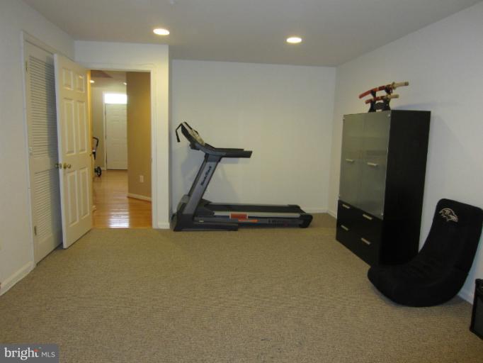 802 Mericrest Way Odenton, MD 21113 - Photo 11 of 30 Family Room