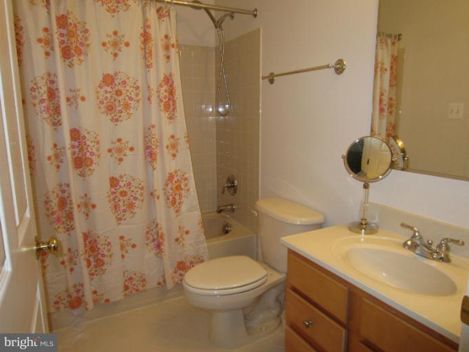 802 Mericrest Way Odenton, MD 21113 - Photo 13 of 30 Bath