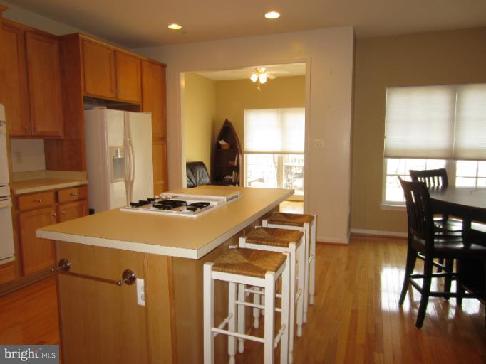 802 Mericrest Way Odenton, MD 21113 - Photo 23 of 30 Kitchen