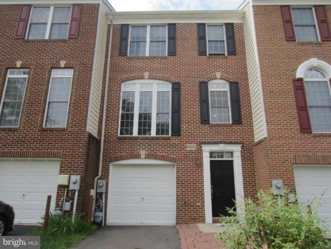 802 Mericrest Way Odenton, MD 21113 - Photo 27 of 30 Exterior (Front)