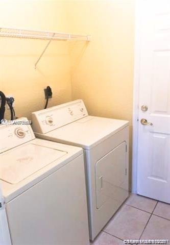 6341 Southwest 157th Place Miami, FL 33193 - Photo 13 of 16