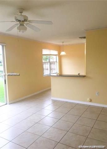 6341 Southwest 157th Place Miami, FL 33193 - Photo 5 of 16