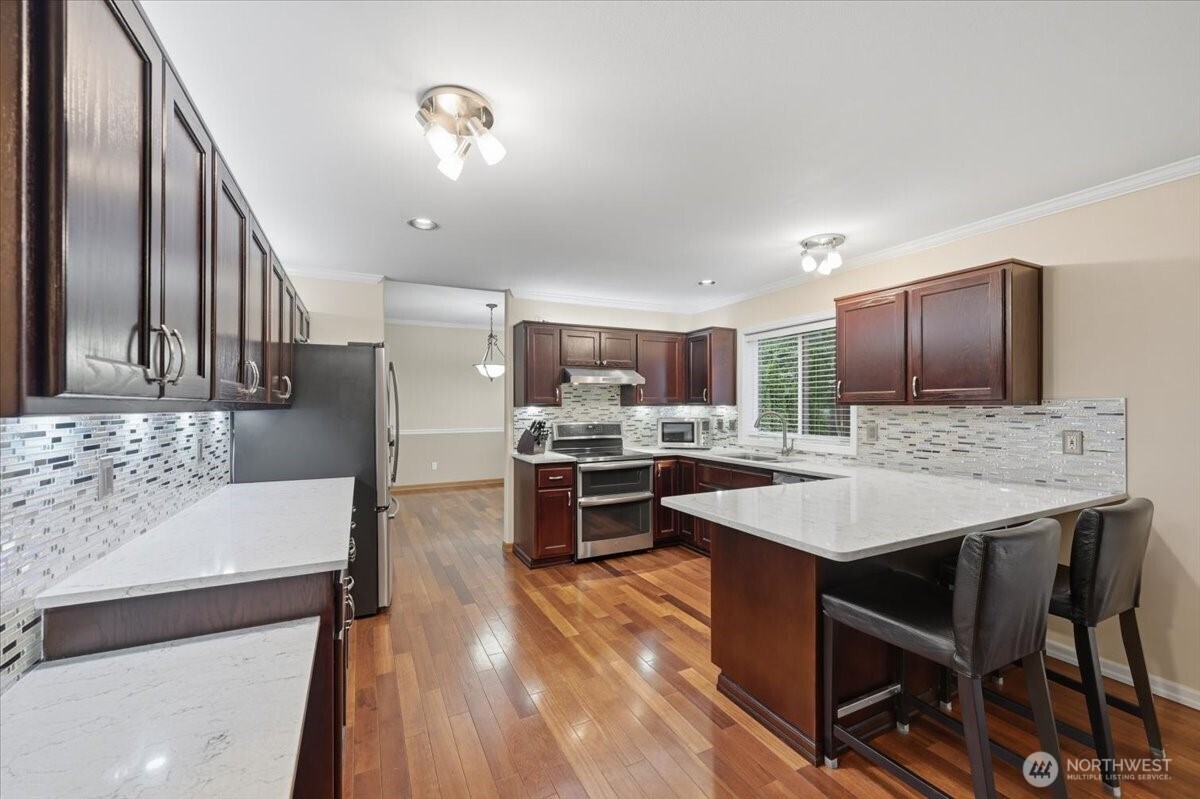 910 135th Street Southwest Everett, WA 98204 - Photo 12 of 33