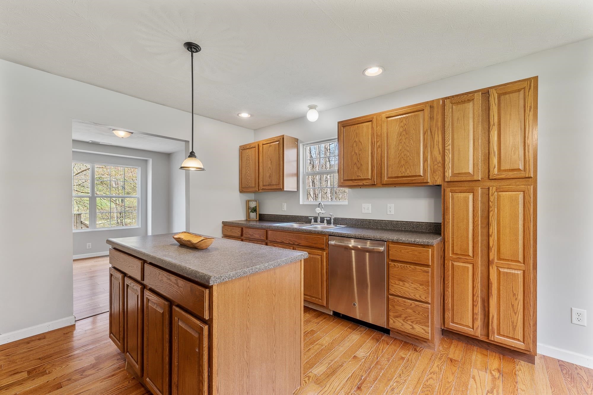7987 Hurricane Creek Road Winfield, WV 25213 - Photo 13 of 31 Gallery Image 13