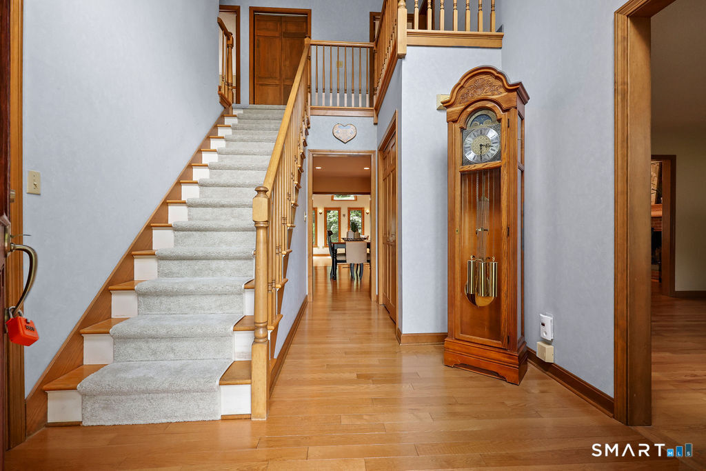 209 Lancaster Way Cheshire, CT 06410 - Photo 5 of 40