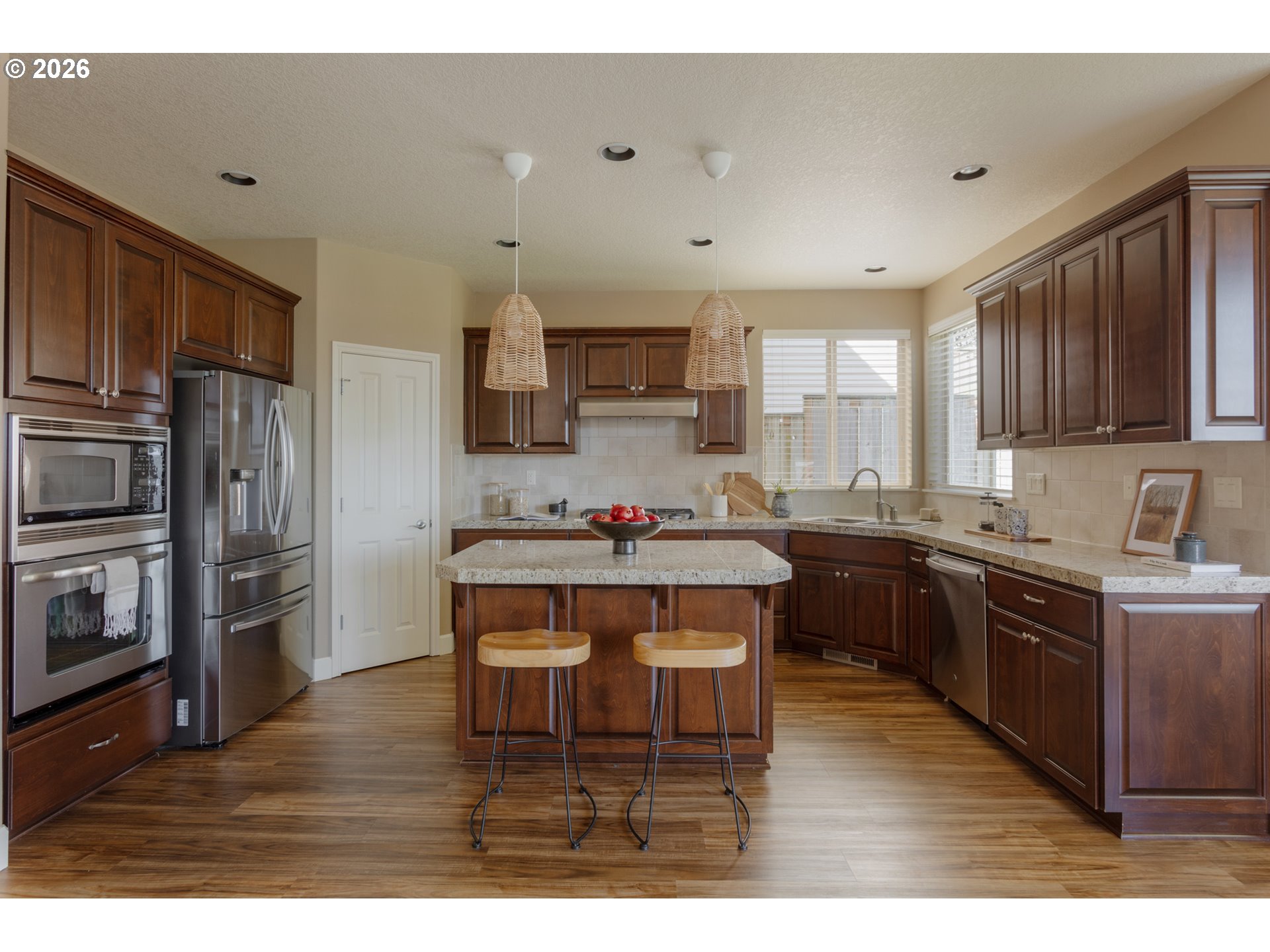 13357 Southwest Alpine View Tigard, OR 97224 - Photo 7 of 32 Kitchen