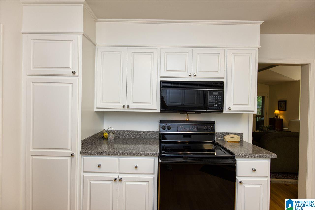 785 Dividing Ridge Drive Birmingham, AL 35244 - Photo 19 of 49