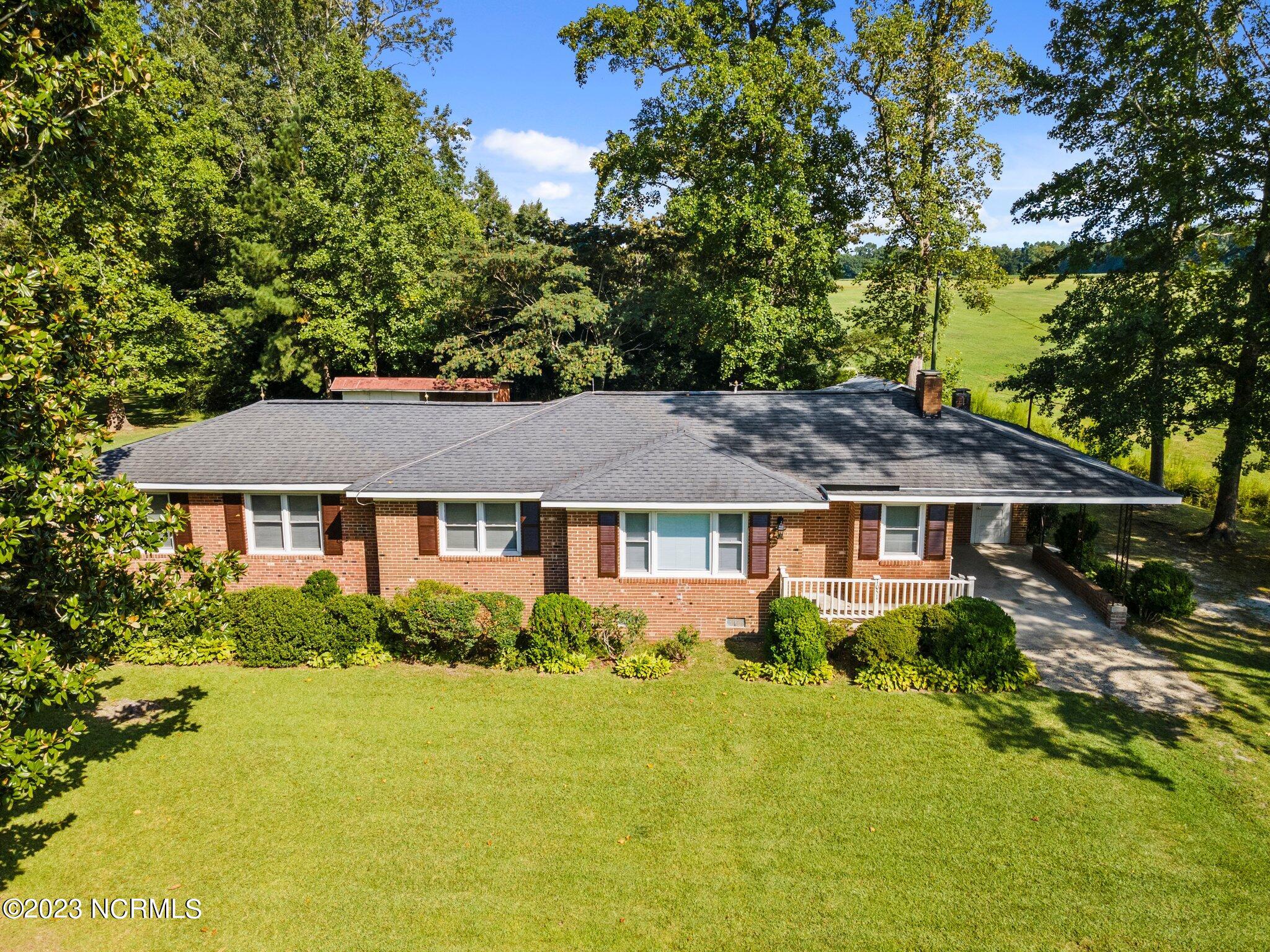 1051 White Road Williamston, NC 27892 - Photo 6 of 56 14-web-or-mls-DJI_0020