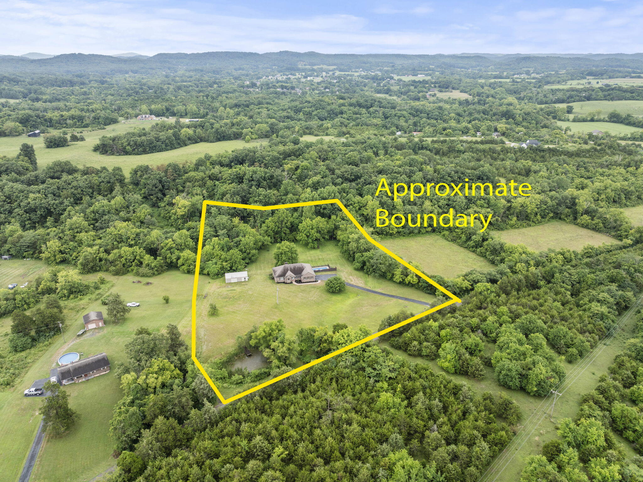 2836 Guynn Road Paint Lick, KY 40461 - Photo 8 of 75 3-web-or-mls-DJI_20250715123458_0071_D