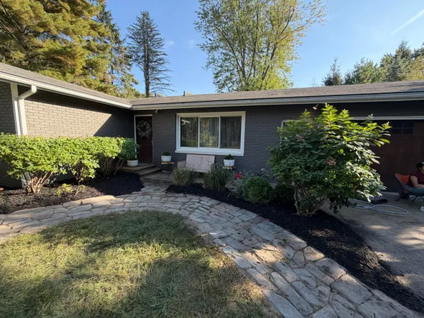 $999,999 | 10510 Kissman Drive, Union Pier, MI 49129