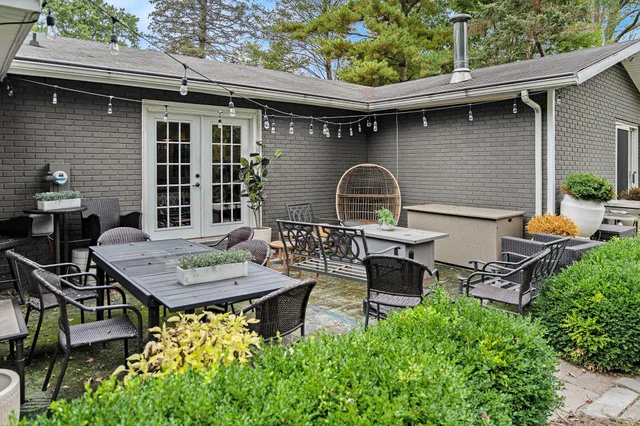 $1,175,000 | 10510 Kissman Drive, Union Pier, MI 49129