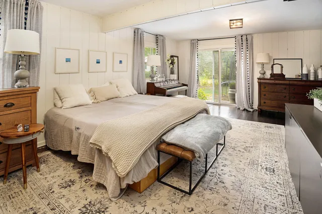 $1,175,000 | 10510 Kissman Drive, Union Pier, MI 49129