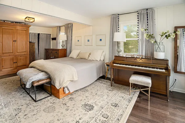 $999,999 | 10510 Kissman Drive, Union Pier, MI 49129