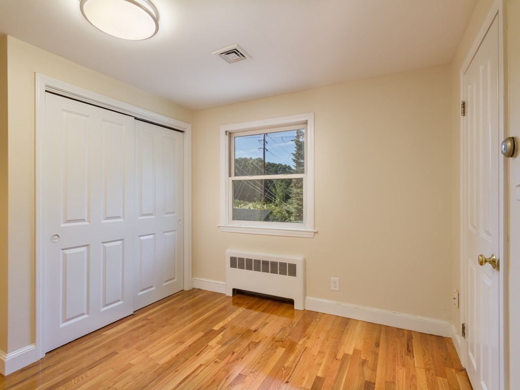 1396 Trapelo Road Waltham, MA 02451 - Photo 9 of 15