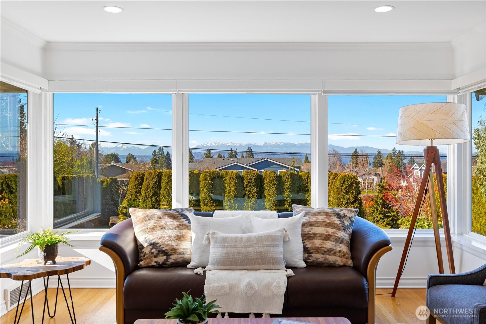 910 9th Avenue North Edmonds, WA 98020 - Photo 9 of 39