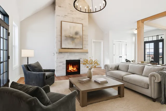 $575,000 | 610 Field Point Street, Roberts, WI 54023